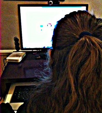 child at computer