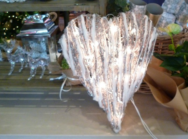 tsco heart lifght
