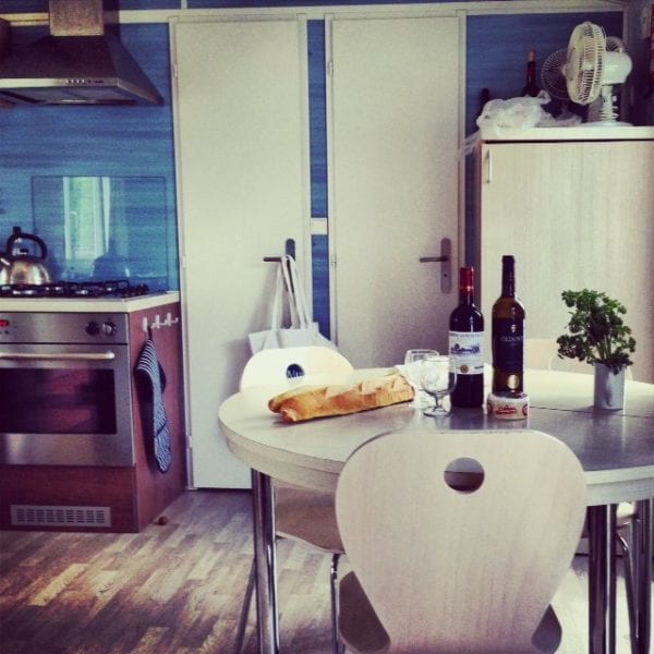 The Vivaldi mobile home sleeps 6 and is comfortable and compact. The kitchen was well kitted out and had six of everything.