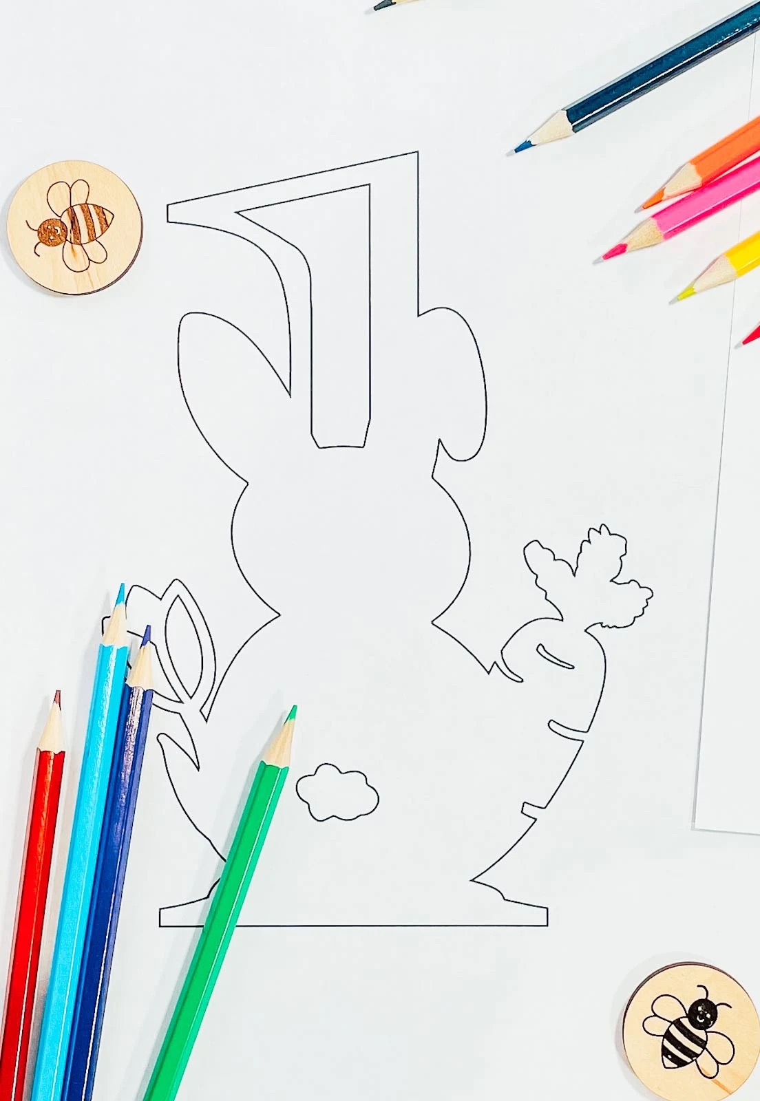 Easter colouring in pages